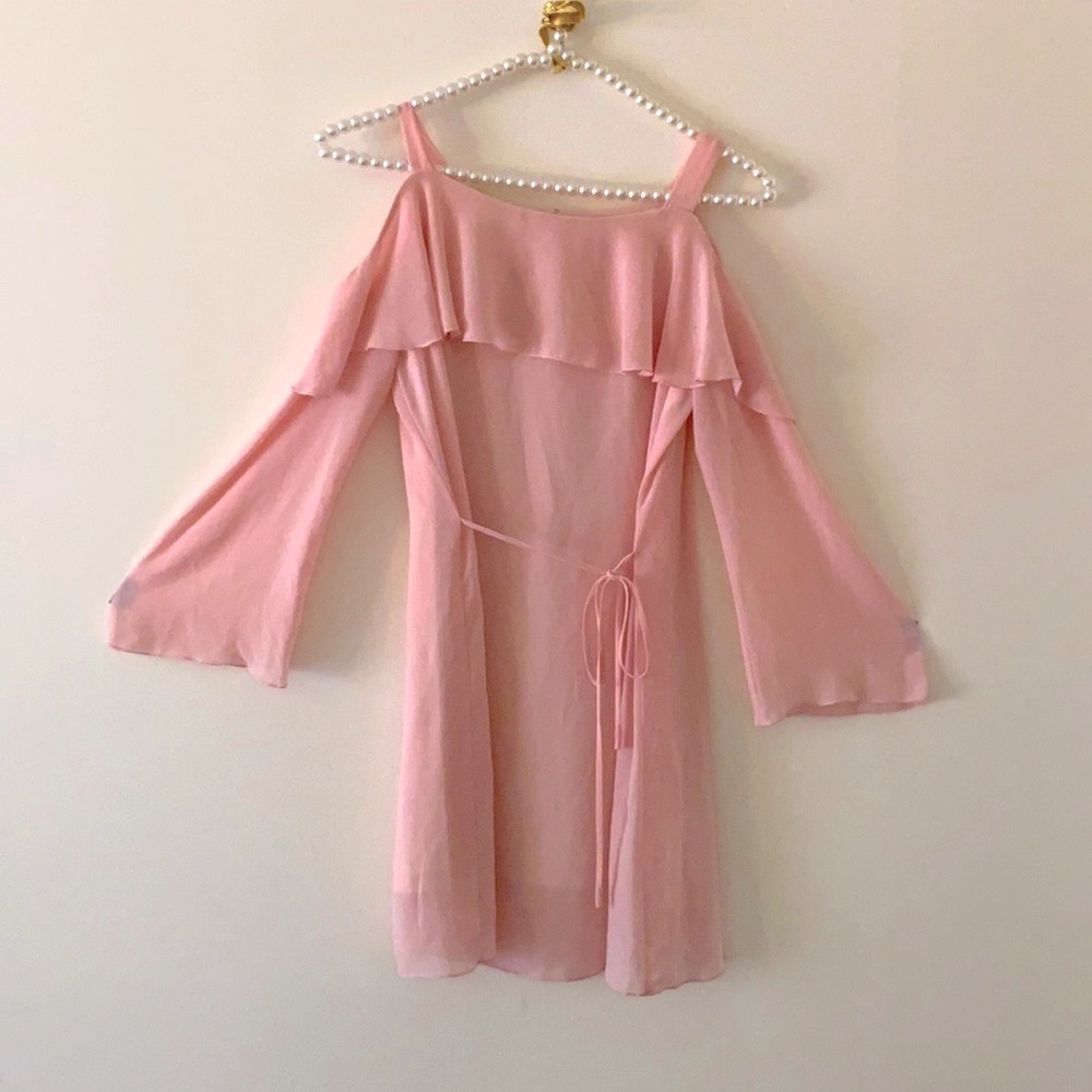 Pink cold shoulder‎ dress size 14